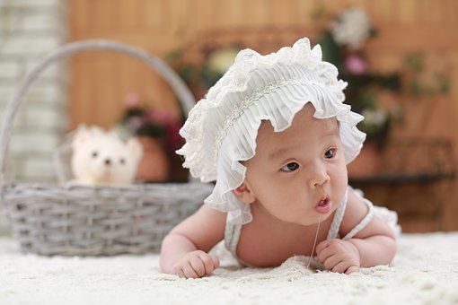 鐘姓女孩單名（睛、暑、茵、緩）
