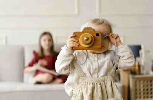 姓戴的女孩名字高贵典雅，尽显高贵风范